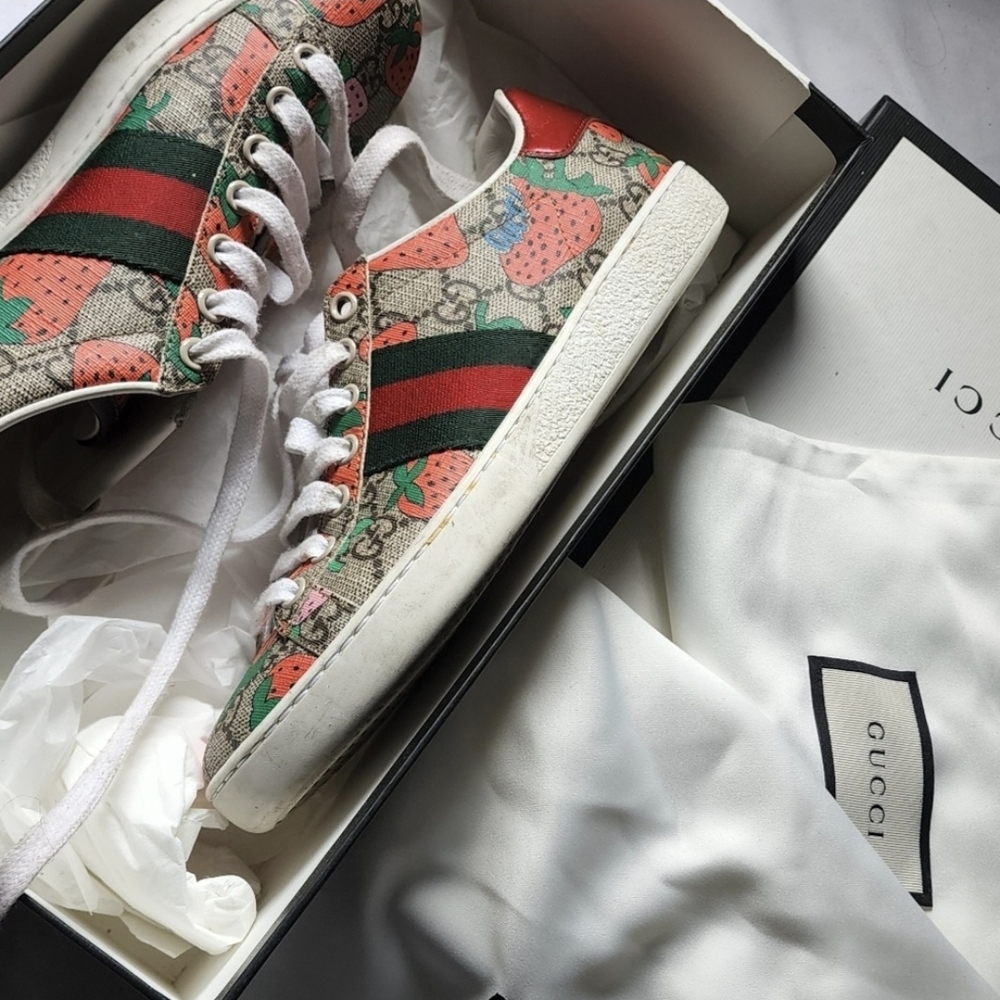 Gucci Women's Sneakers with Strawberry Print
